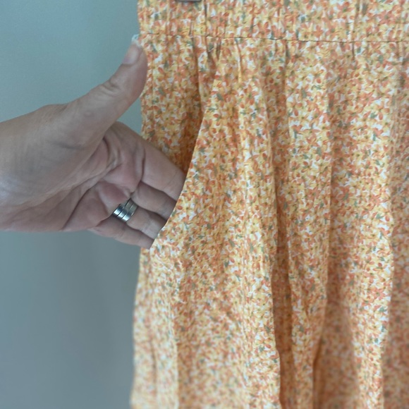 Modbe Peach, Yellow White Ditsy Floral Mini Skirt - Picture 2 of 5